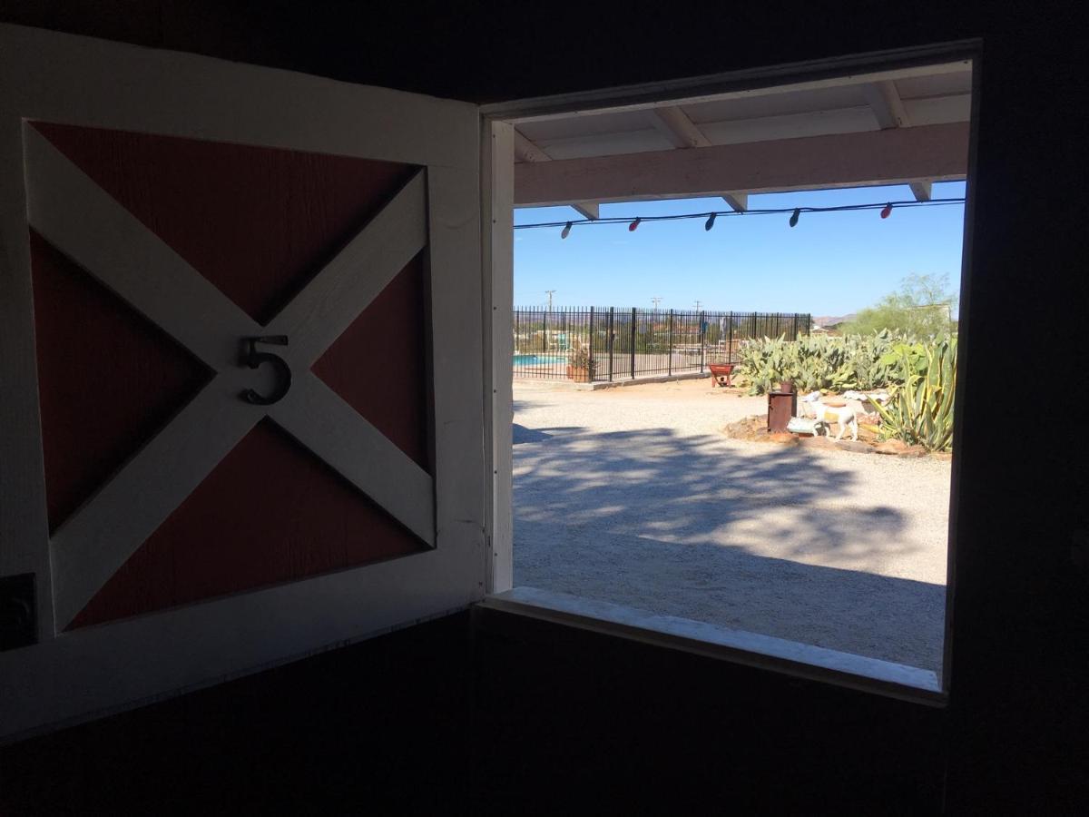 Joshua Tree Ranch House Motel Exterior photo